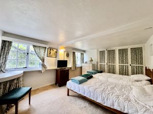 Photo 22- click for photo gallery